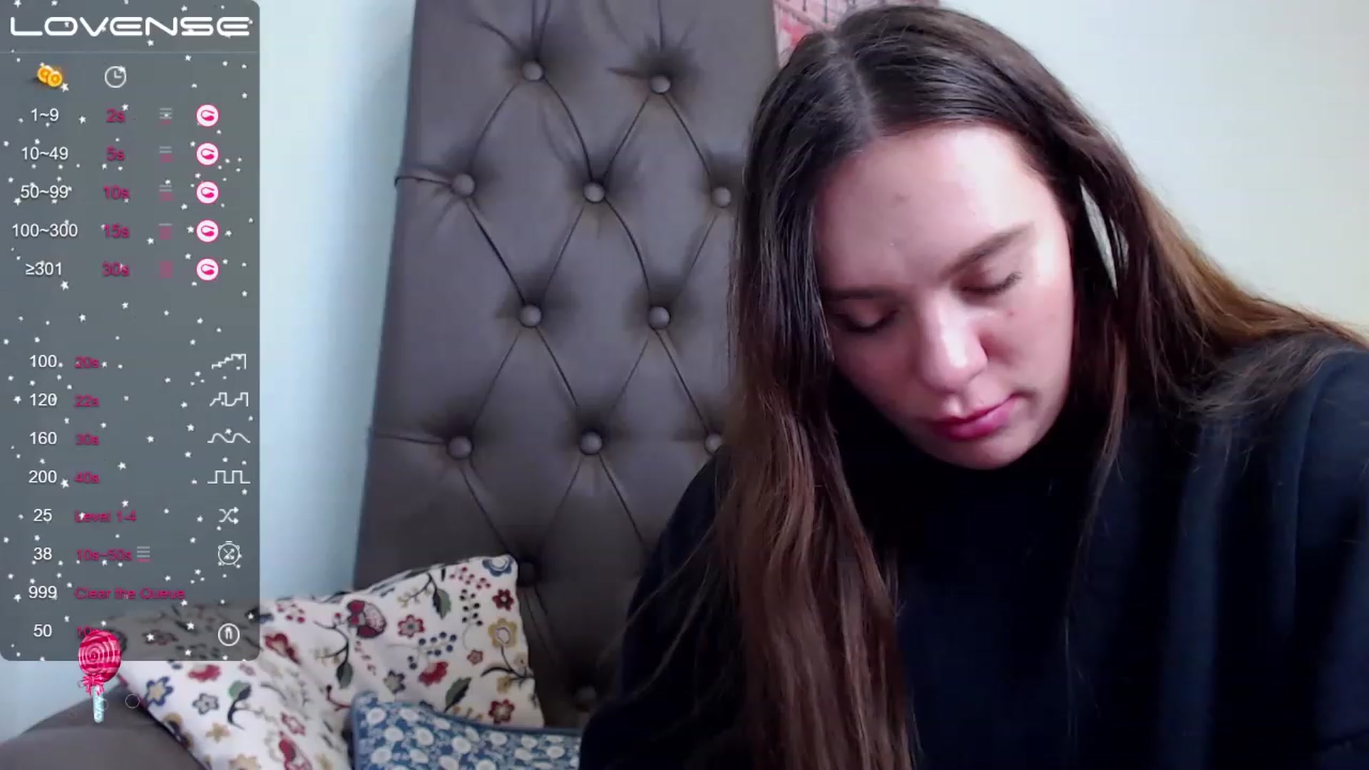 Gallery image thumbnail from Nicole_Kramm's myfreecams stream on, 02/02/2023, 10:38 image 6 of 20