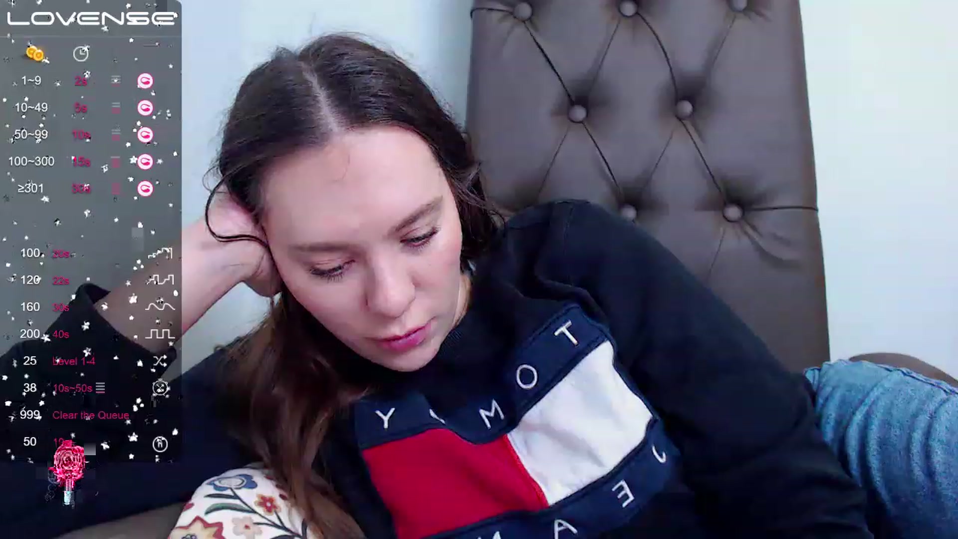 Gallery image thumbnail from Nicole_Kramm's myfreecams stream on, 02/07/2023, 08:39 image 12 of 20