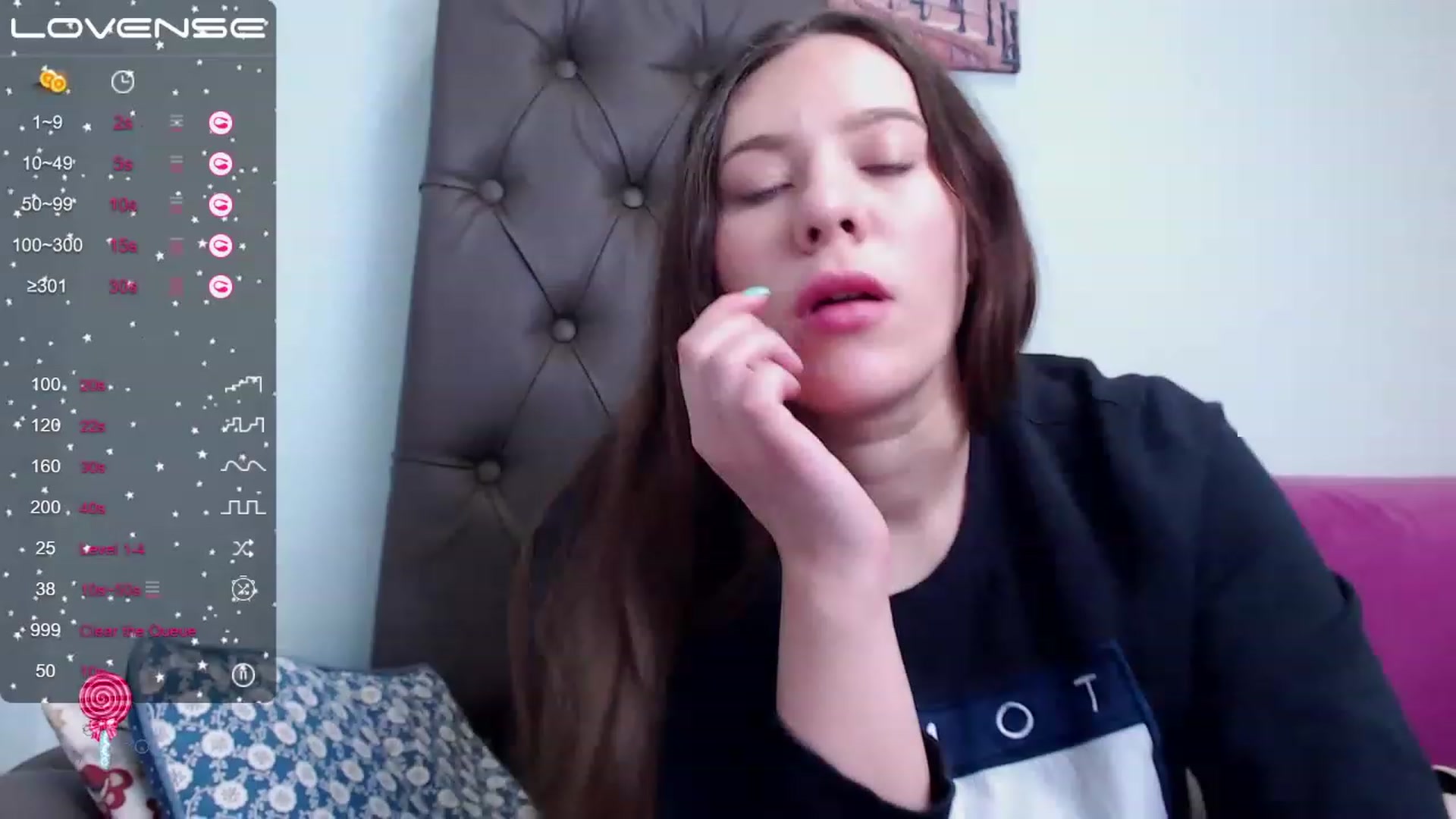 Gallery image thumbnail from Nicole_Kramm's myfreecams stream on, 02/11/2023, 12:02 image 5 of 20