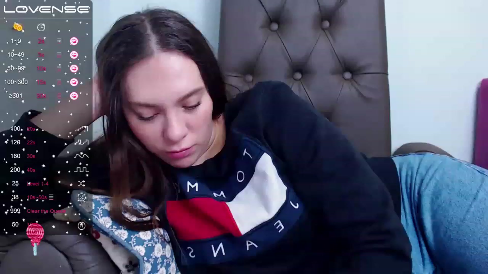 Gallery image thumbnail from Nicole_Kramm's myfreecams stream on, 02/11/2023, 12:02 image 14 of 20
