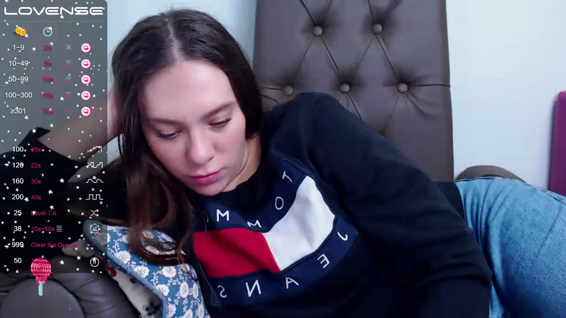 Gallery image thumbnail from Nicole_Kramm's myfreecams stream on, 02/11/2023, 12:02 image 13 of 20
