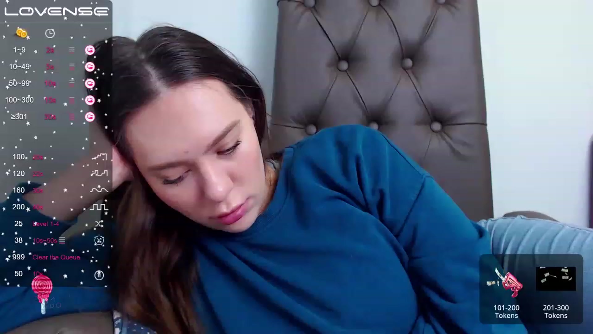Gallery image thumbnail from Nicole_Kramm's myfreecams stream on, 02/19/2023, 11:21 image 15 of 20