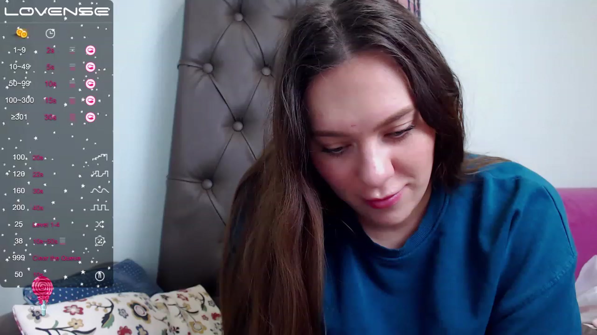 Gallery image thumbnail from Nicole_Kramm's myfreecams stream on, 02/19/2023, 15:56 image 2 of 20