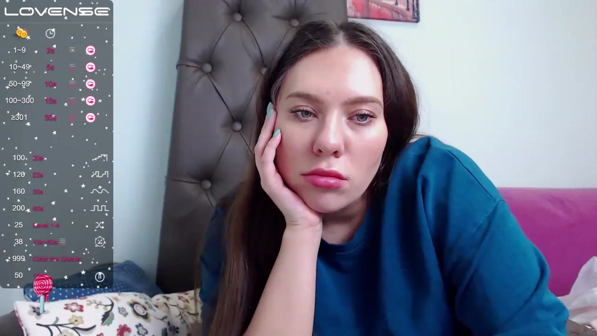 Gallery image thumbnail from Nicole_Kramm's myfreecams stream on, 02/19/2023, 15:56 image 3 of 20