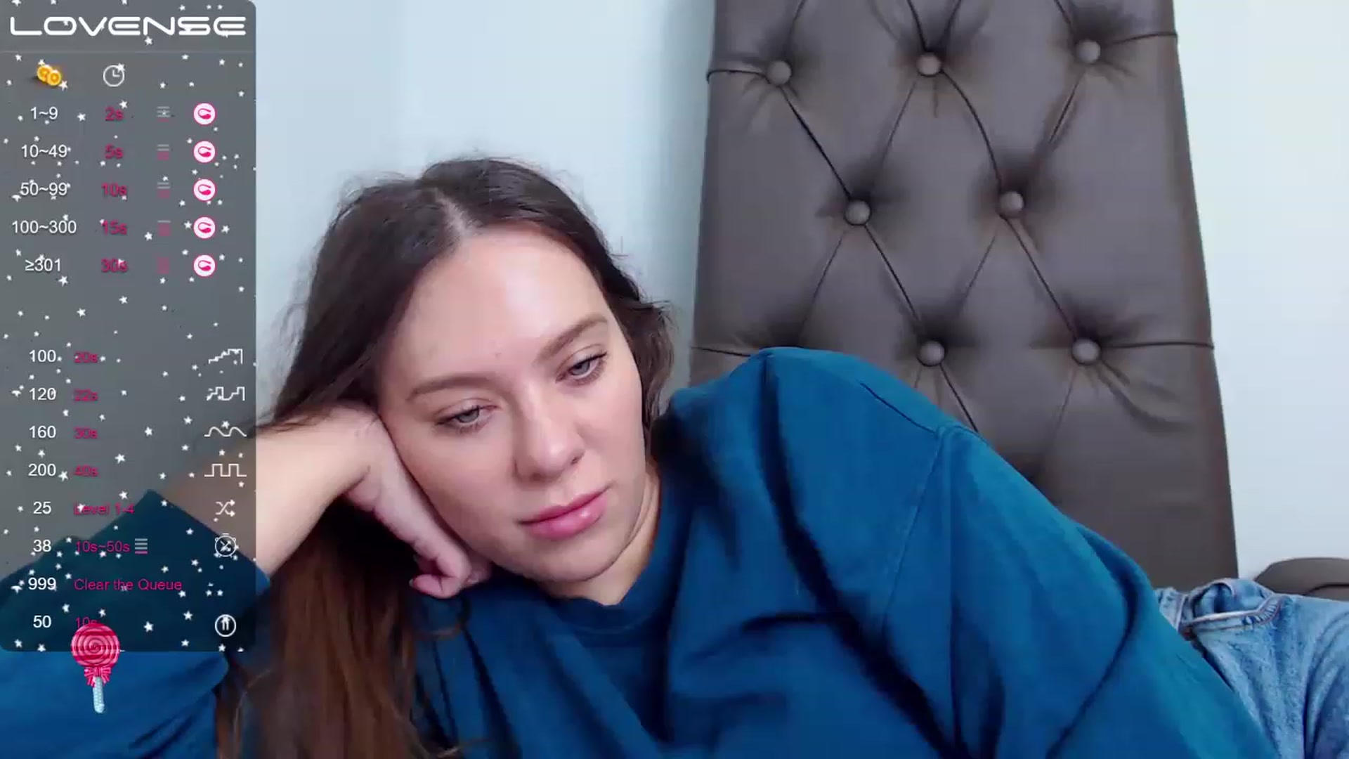 Gallery image thumbnail from Nicole_Kramm's myfreecams stream on, 02/23/2023, 09:18 image 13 of 20