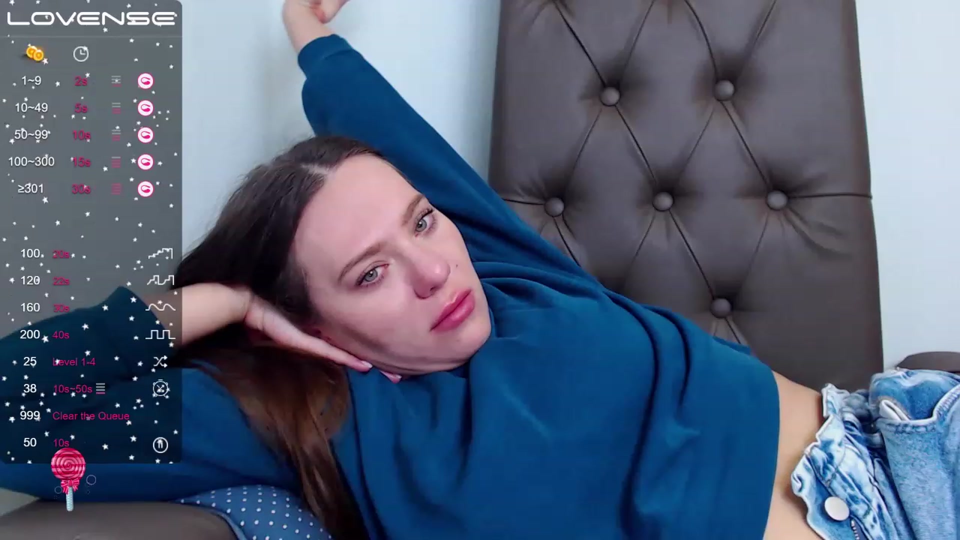 Gallery image thumbnail from Nicole_Kramm's myfreecams stream on, 03/15/2023, 07:12 image 18 of 20