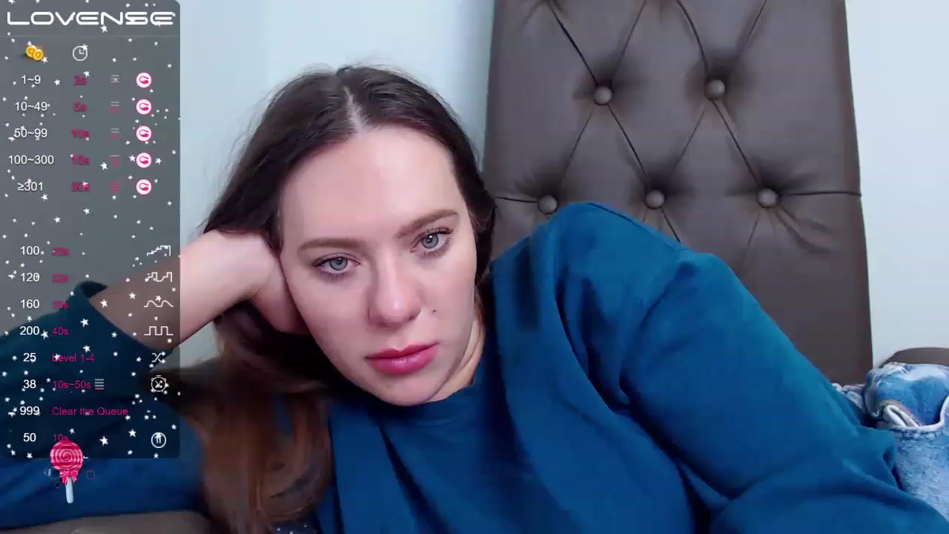 Gallery image thumbnail from Nicole_Kramm's myfreecams stream on, 03/15/2023, 07:12 image 17 of 20
