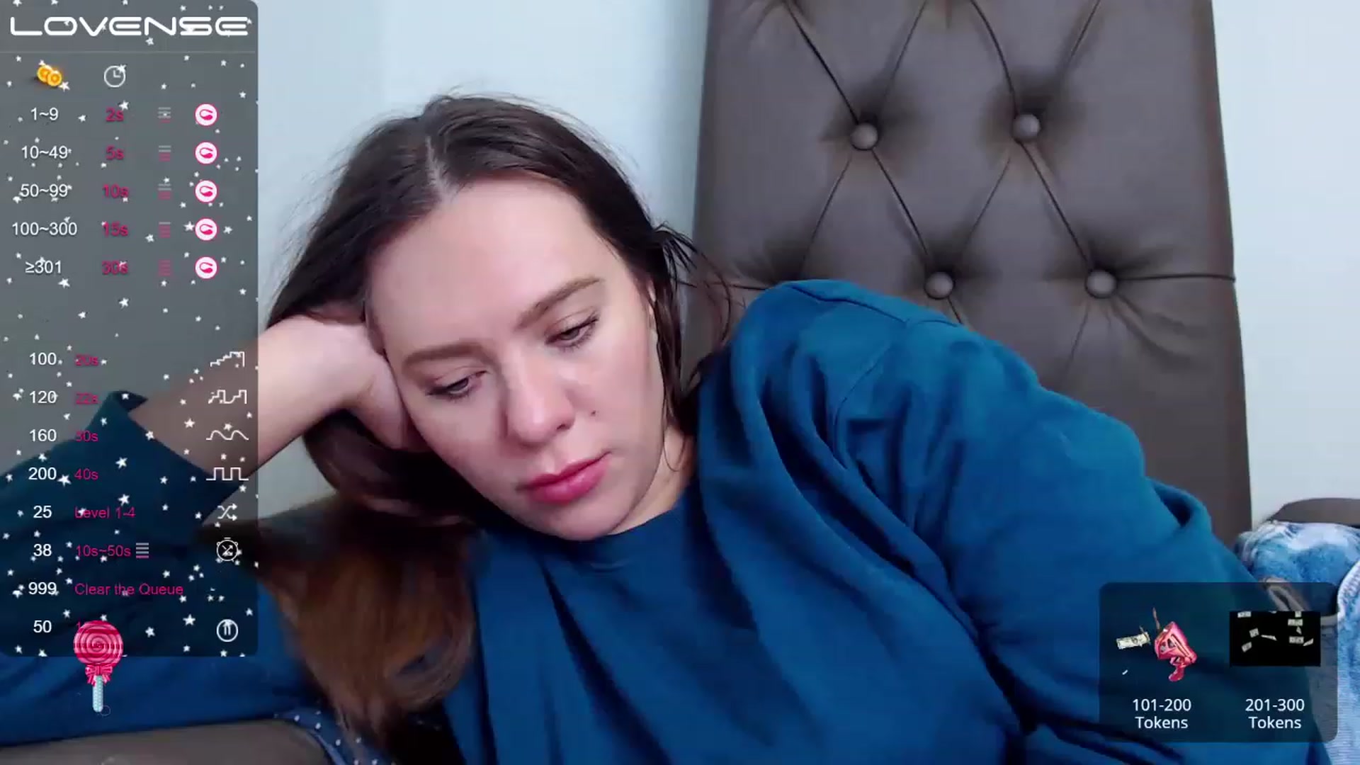 Gallery image thumbnail from Nicole_Kramm's myfreecams stream on, 03/15/2023, 07:12 image 9 of 20