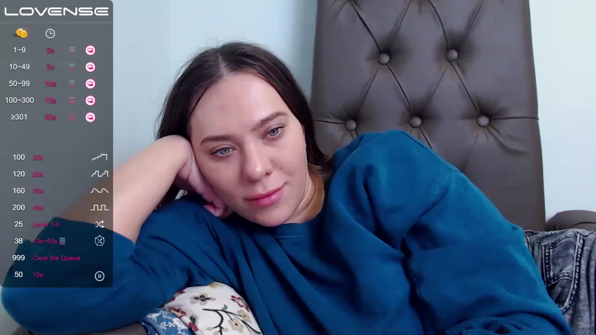Gallery image thumbnail from Nicole_Kramm's myfreecams stream on, 03/25/2023, 12:03 image 7 of 20