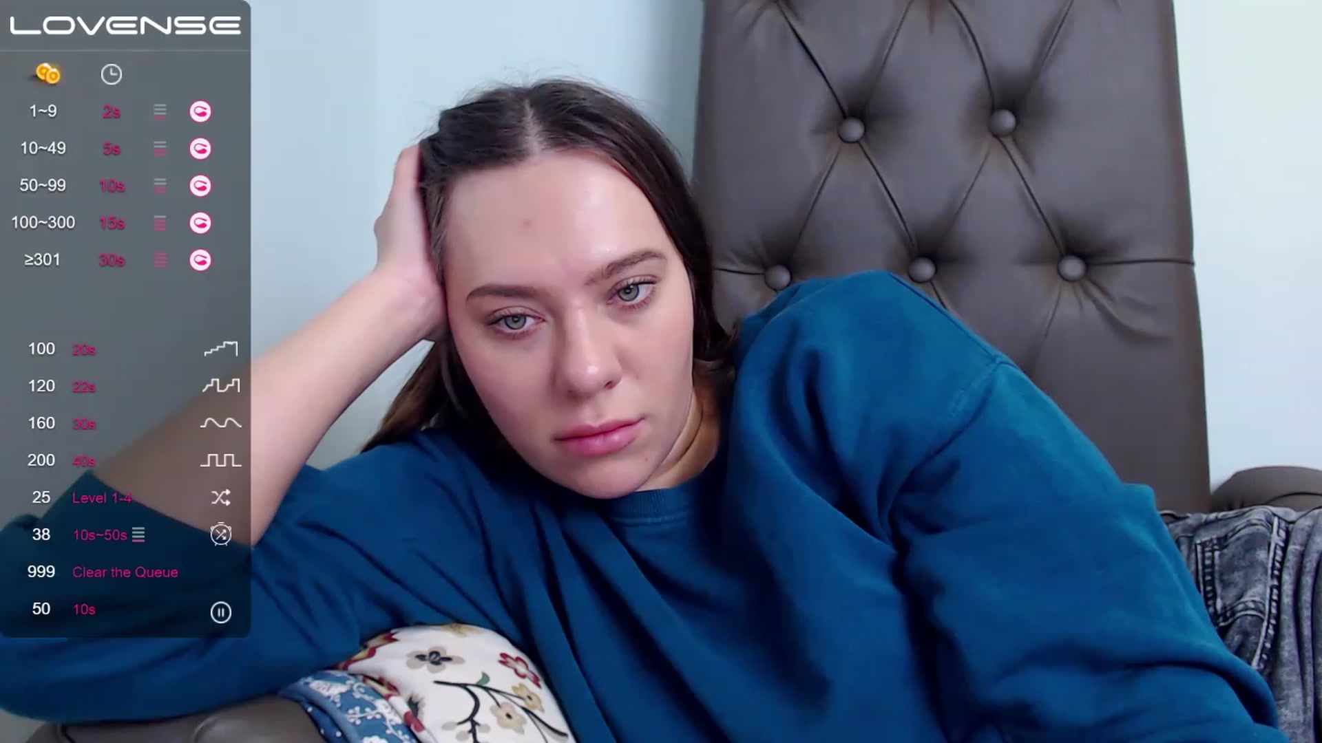 Gallery image thumbnail from Nicole_Kramm's myfreecams stream on, 03/25/2023, 12:03 image 4 of 20