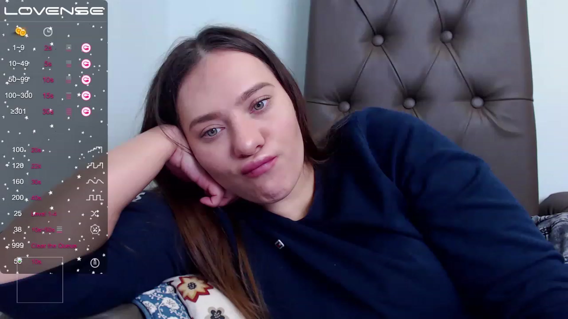 Gallery image thumbnail from Nicole_Kramm's myfreecams stream on, 03/27/2023, 09:34 image 9 of 20