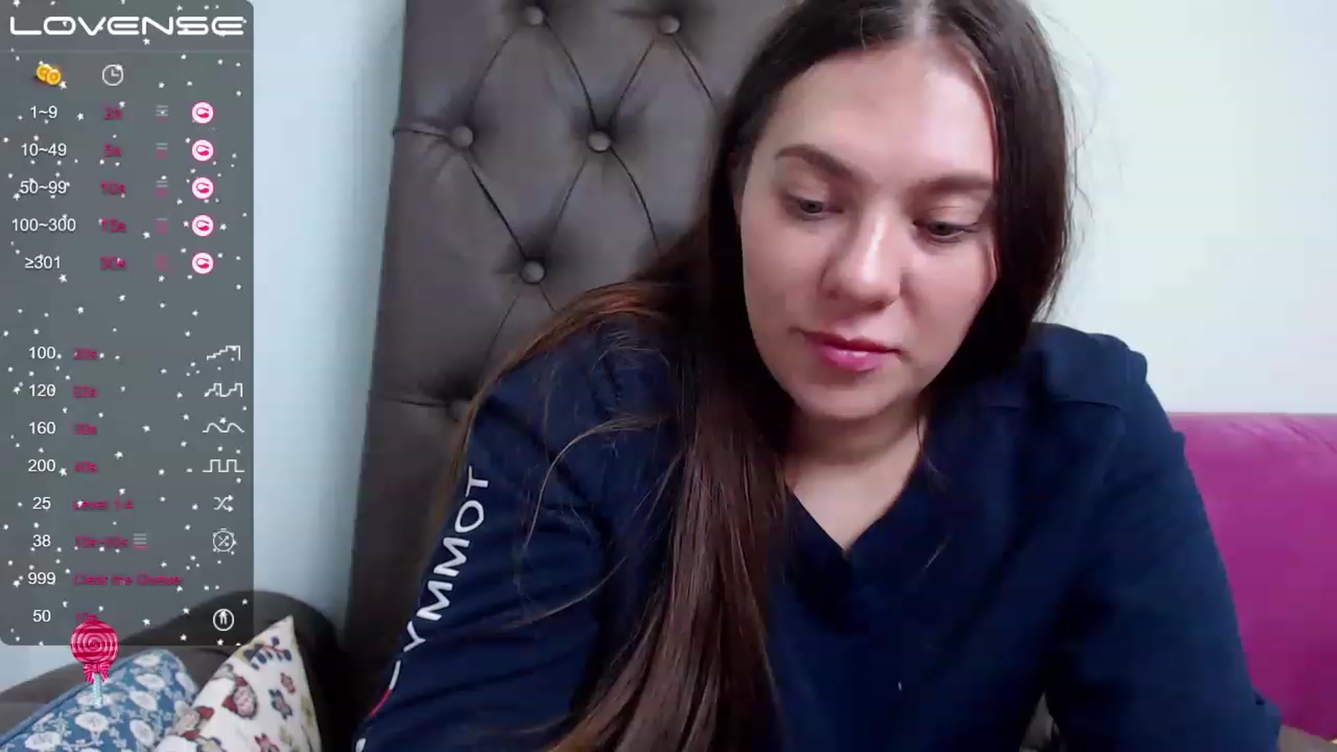 Gallery image thumbnail from Nicole_Kramm's myfreecams stream on, 03/27/2023, 15:17 image 13 of 20