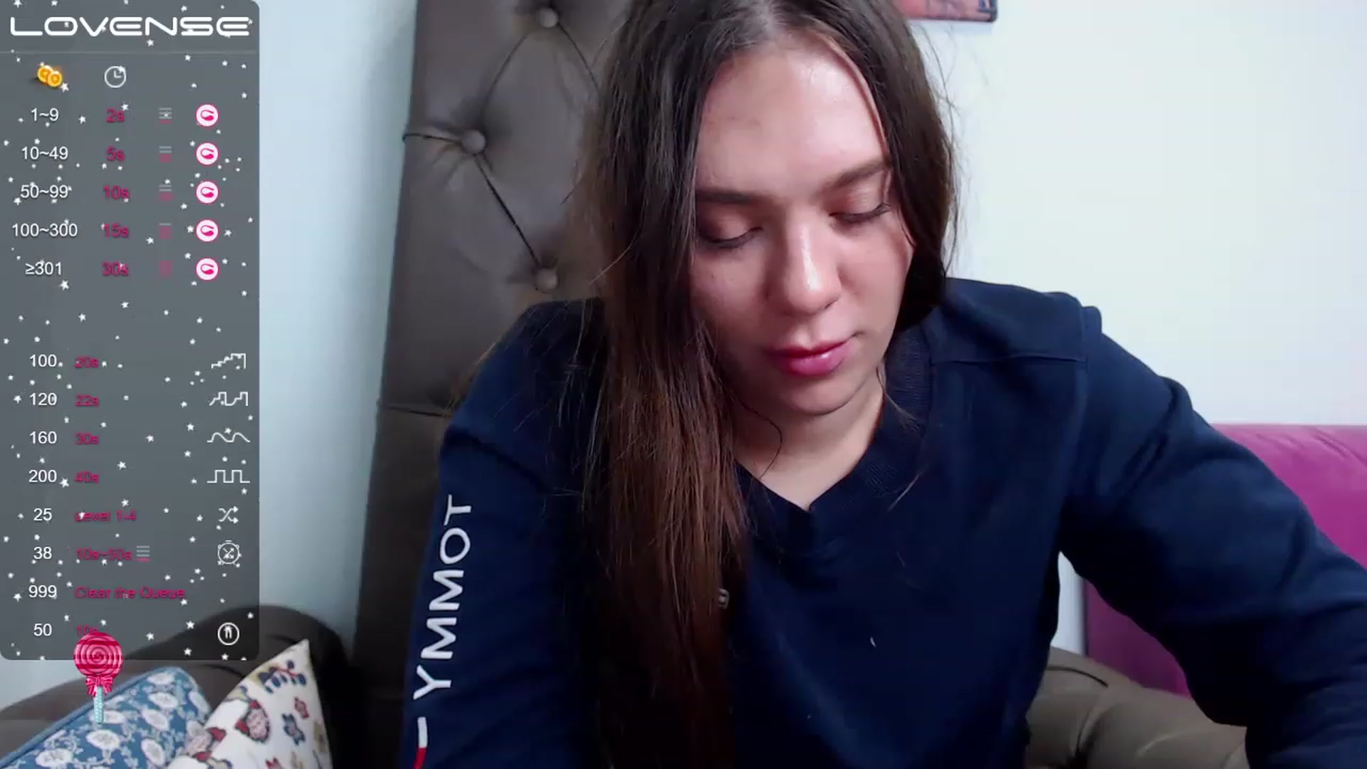 Gallery image thumbnail from Nicole_Kramm's myfreecams stream on, 03/27/2023, 15:17 image 6 of 20