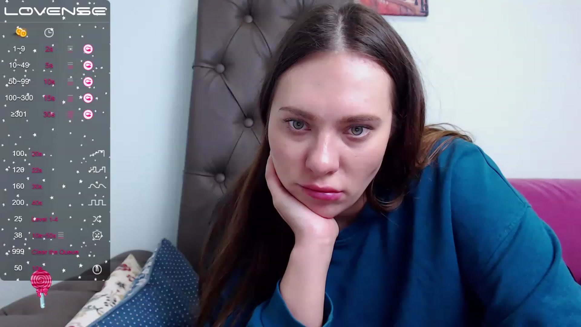 Gallery image thumbnail from Nicole_Kramm's myfreecams stream on, 03/28/2023, 15:22 image 14 of 20