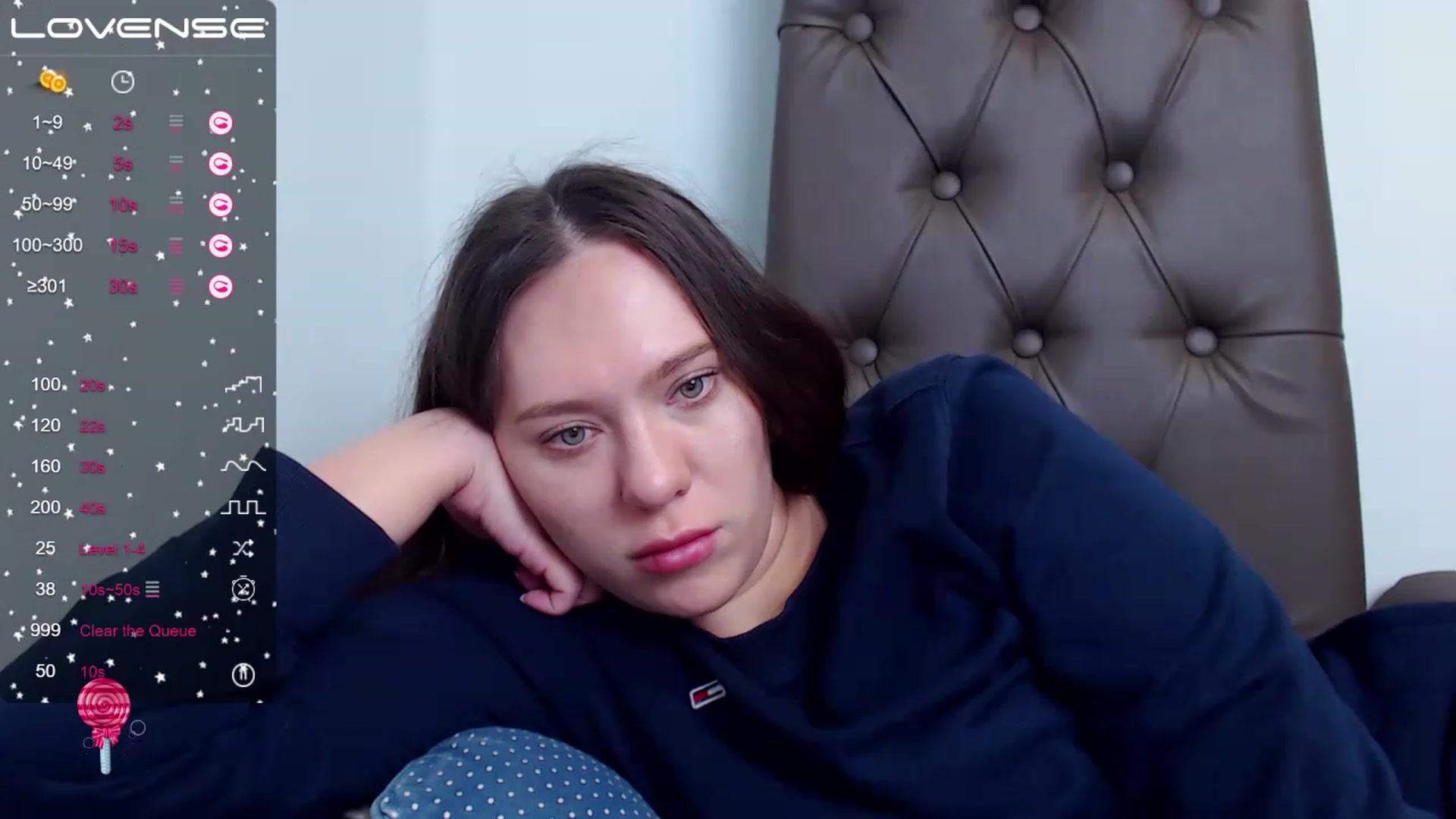 Gallery image thumbnail from Nicole_Kramm's myfreecams stream on, 03/30/2023, 12:55 image 12 of 20