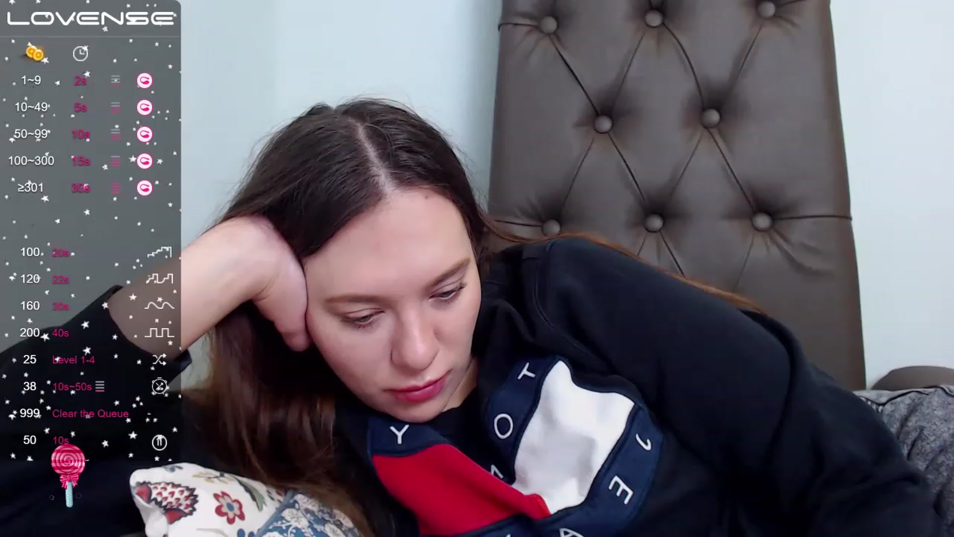 Gallery image thumbnail from Nicole_Kramm's myfreecams stream on, 04/06/2023, 10:54 image 7 of 20