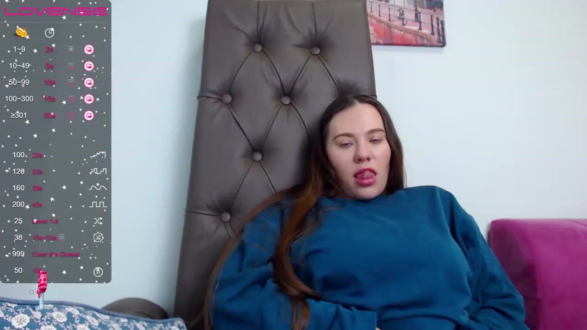 Gallery image thumbnail from Nicole_Kramm's myfreecams stream on, 04/15/2023, 12:03 image 8 of 20