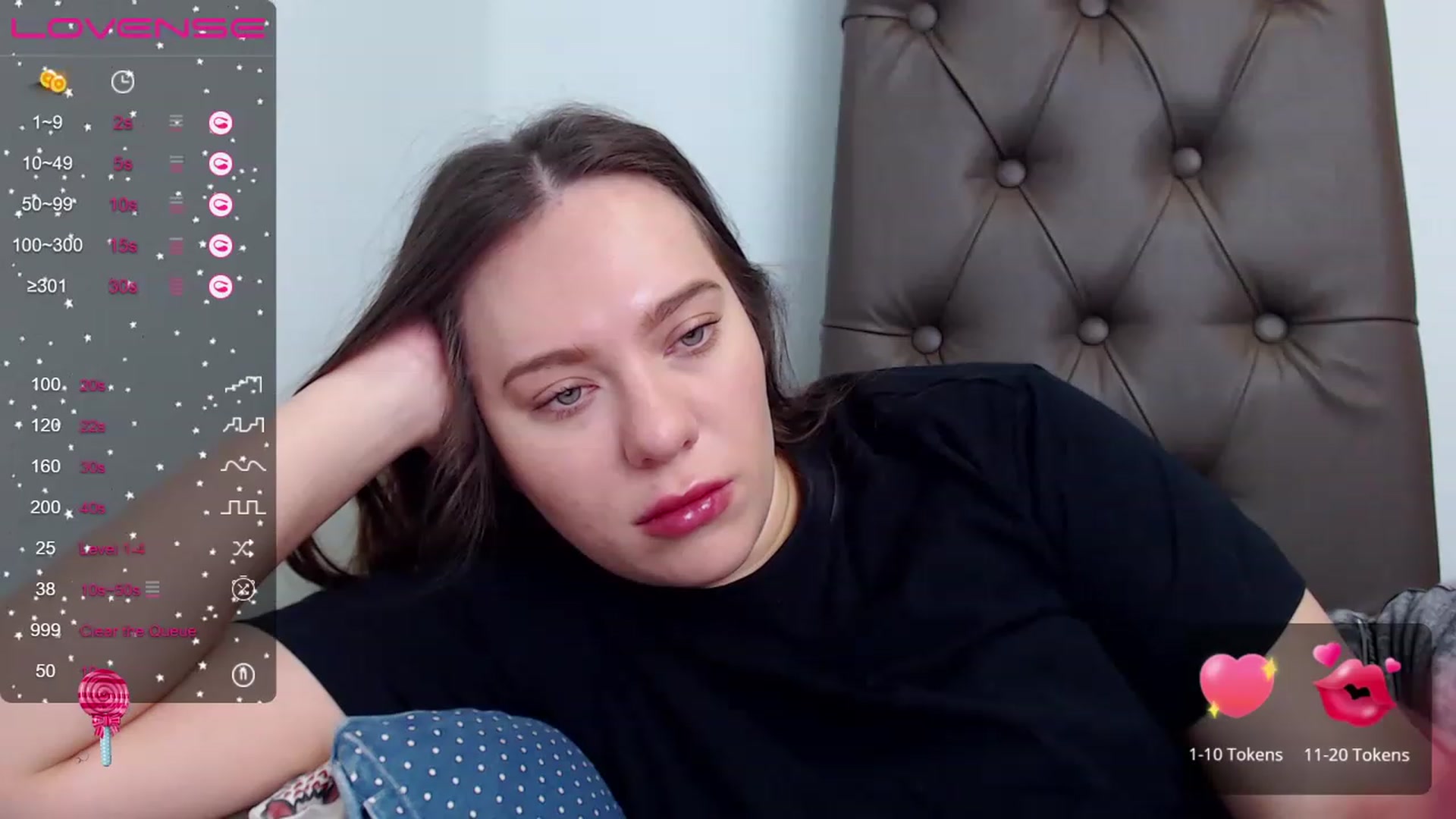 Gallery image thumbnail from Nicole_Kramm's myfreecams stream on, 04/16/2023, 07:44 image 15 of 20