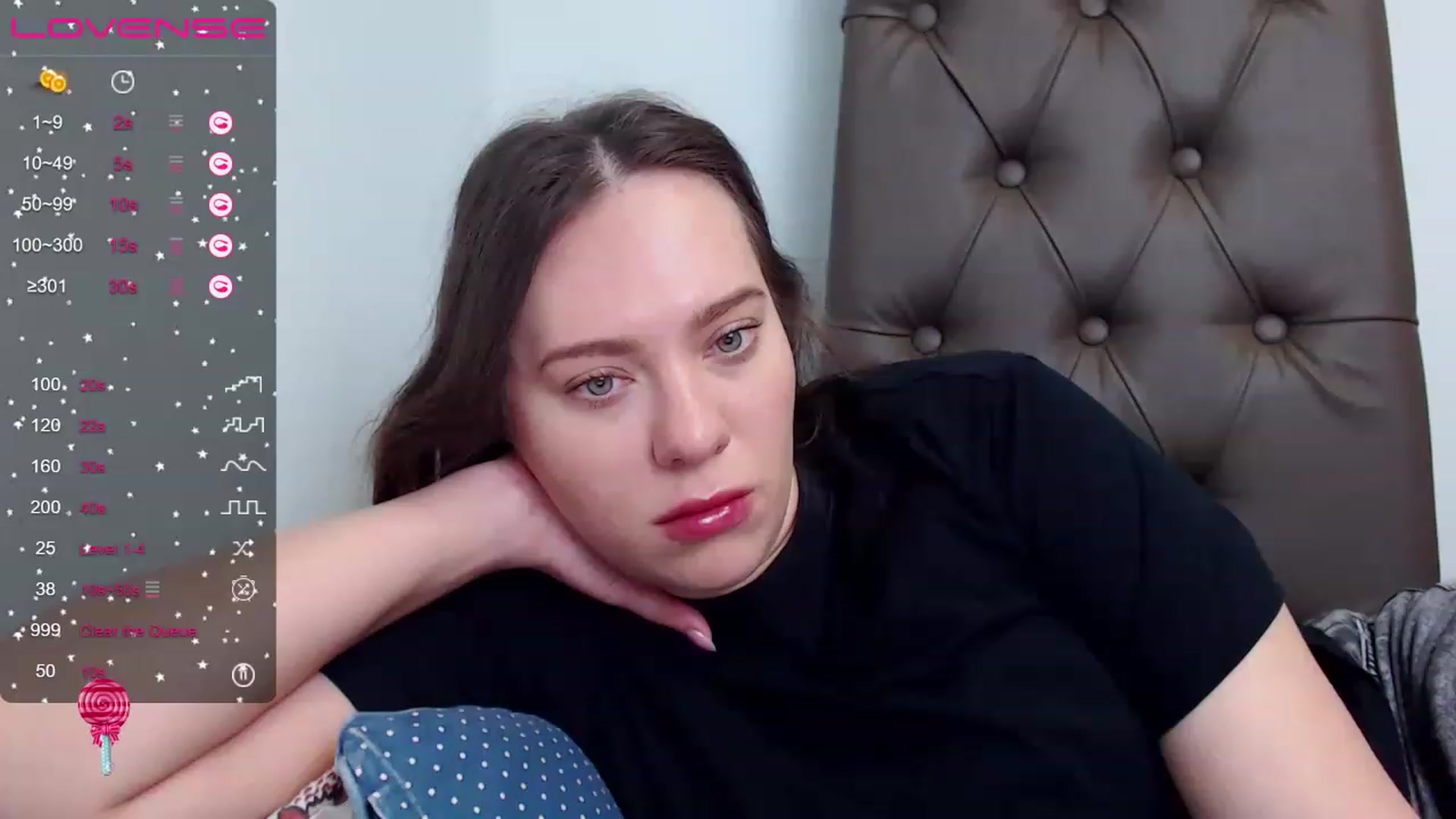 Gallery image thumbnail from Nicole_Kramm's myfreecams stream on, 04/16/2023, 07:44 image 14 of 20