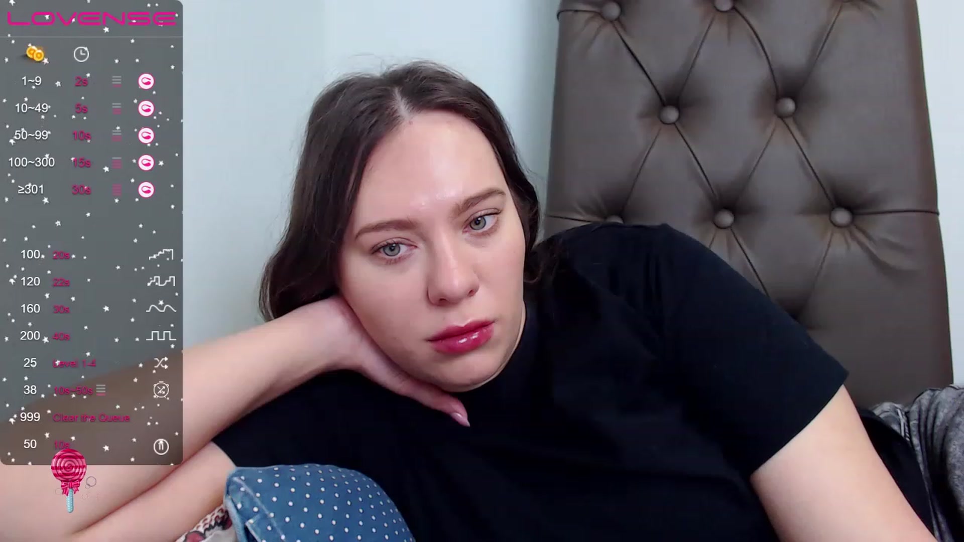 Gallery image thumbnail from Nicole_Kramm's myfreecams stream on, 04/16/2023, 07:44 image 11 of 20