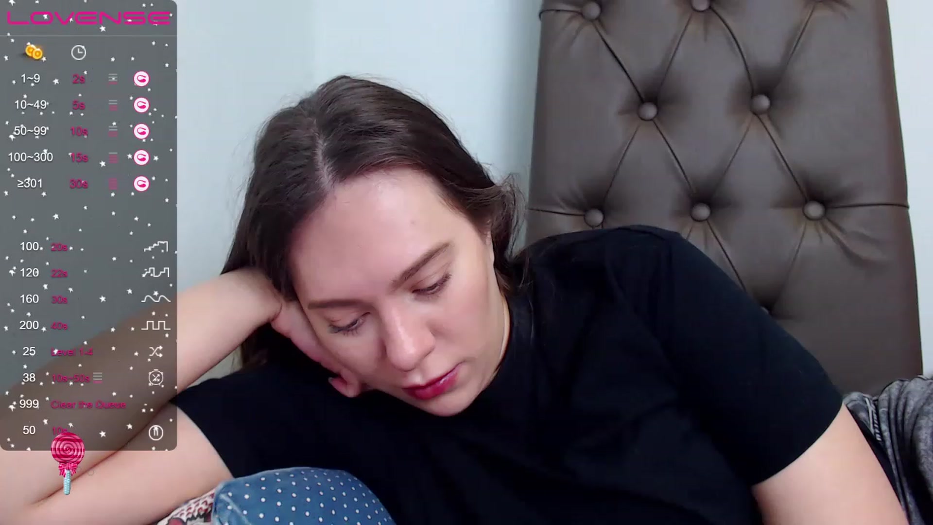 Gallery image thumbnail from Nicole_Kramm's myfreecams stream on, 04/16/2023, 07:44 image 18 of 20