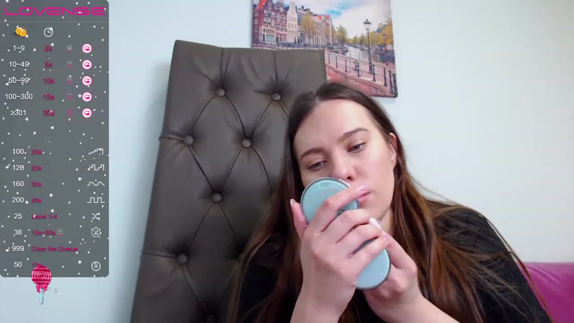 Gallery image thumbnail from Nicole_Kramm's myfreecams stream on, 04/16/2023, 07:44 image 6 of 20