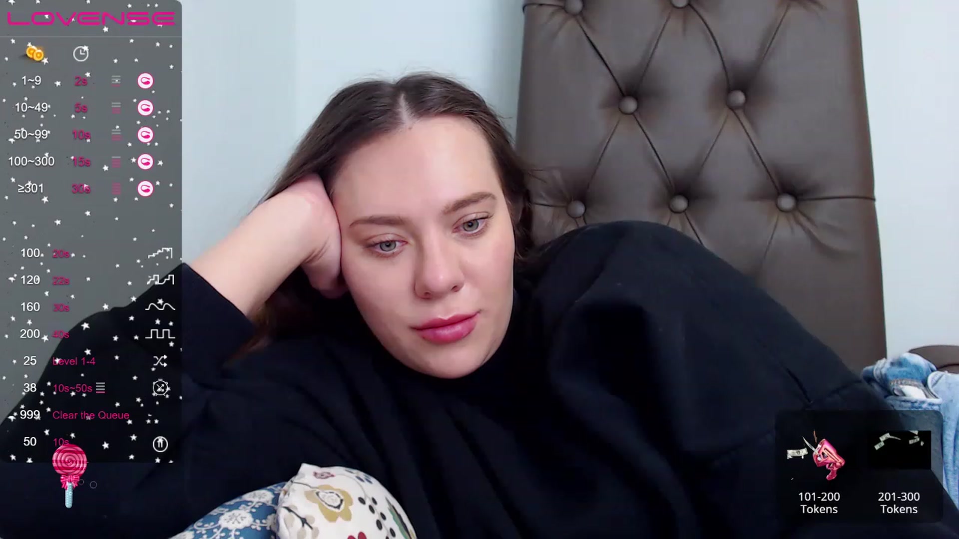 Gallery image thumbnail from Nicole_Kramm's myfreecams stream on, 04/17/2023, 07:26 image 19 of 20