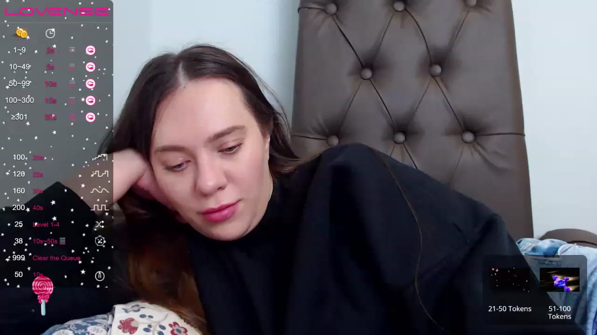 Gallery image thumbnail from Nicole_Kramm's myfreecams stream on, 04/17/2023, 07:26 image 2 of 20