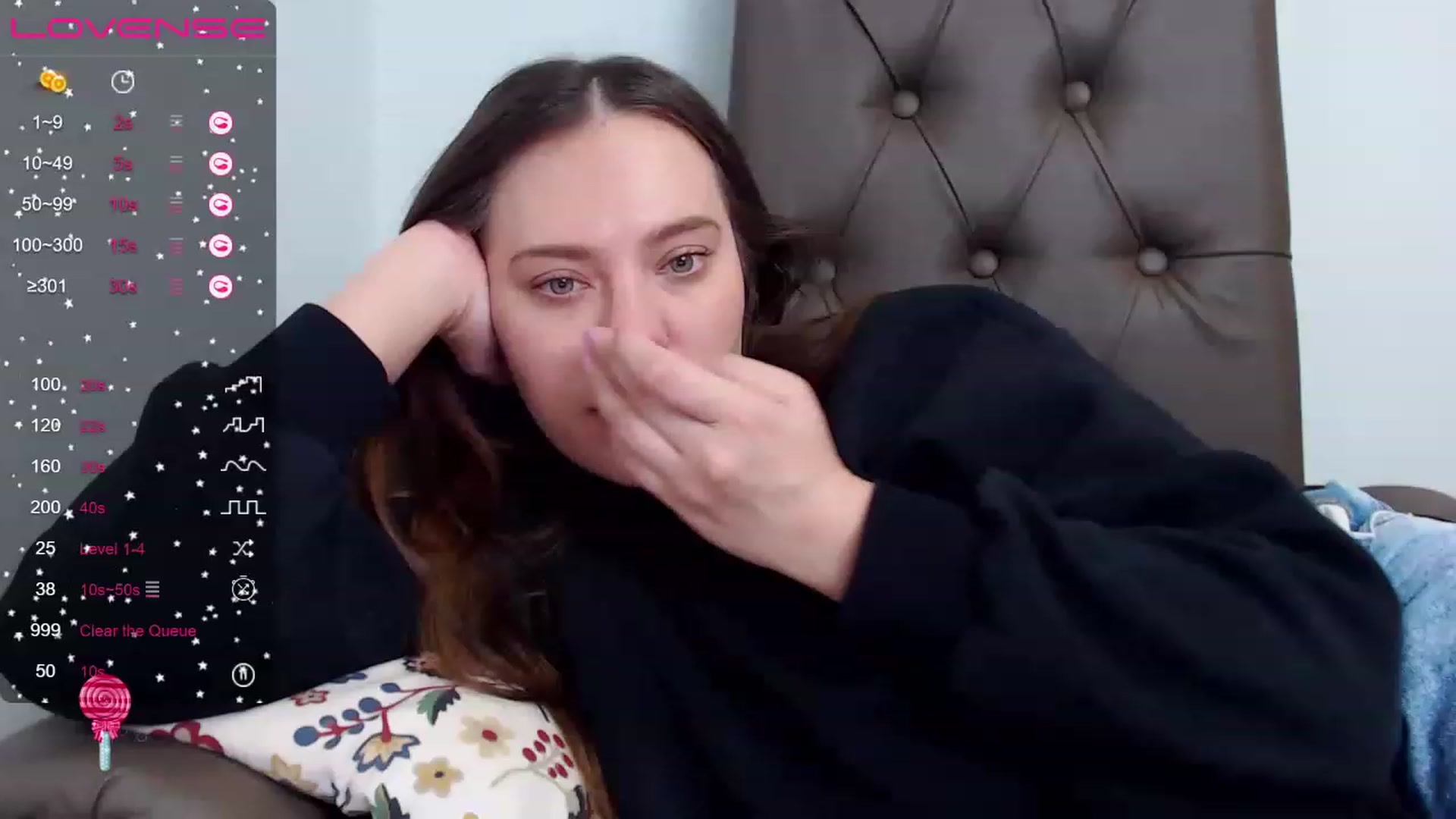 Gallery image thumbnail from Nicole_Kramm's myfreecams stream on, 04/17/2023, 10:41 image 1 of 20