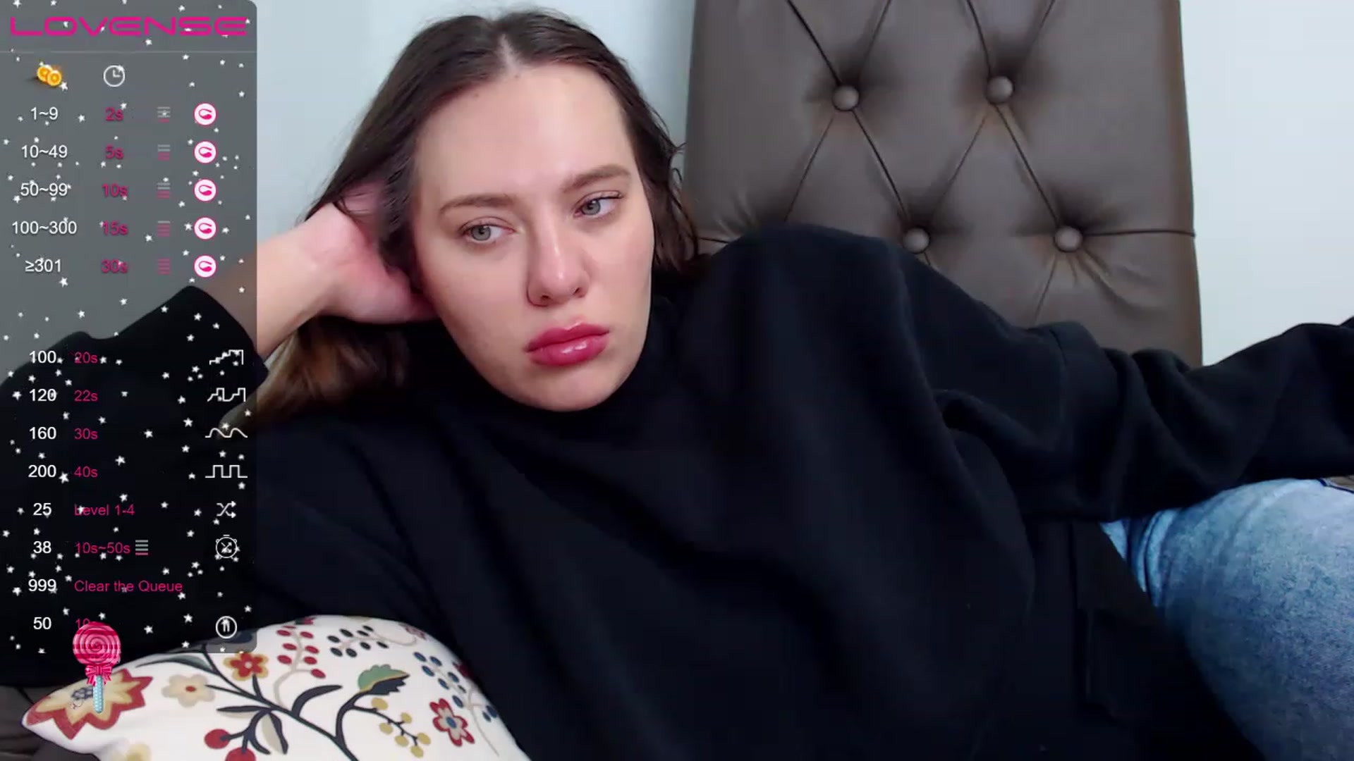 Gallery image thumbnail from Nicole_Kramm's myfreecams stream on, 04/17/2023, 10:41 image 13 of 20