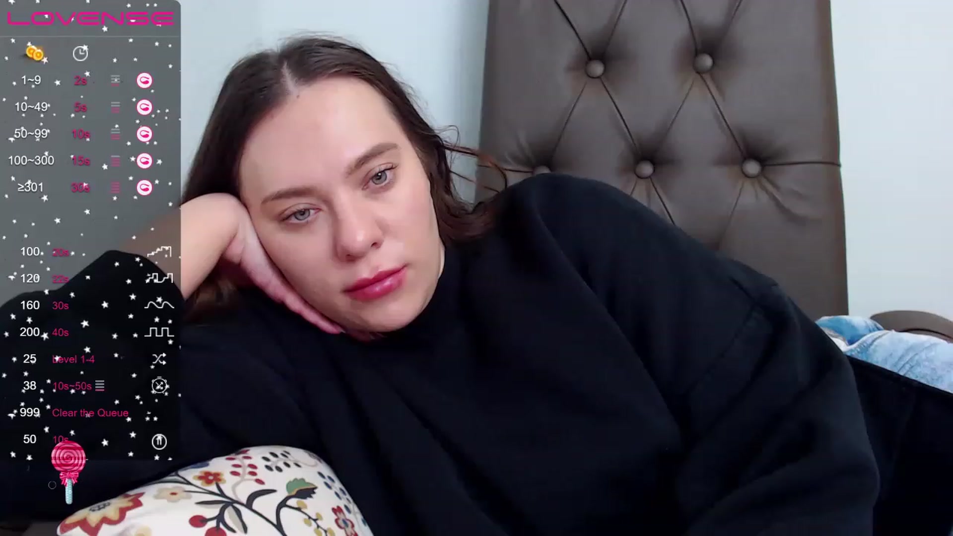 Gallery image thumbnail from Nicole_Kramm's myfreecams stream on, 04/17/2023, 10:41 image 15 of 20
