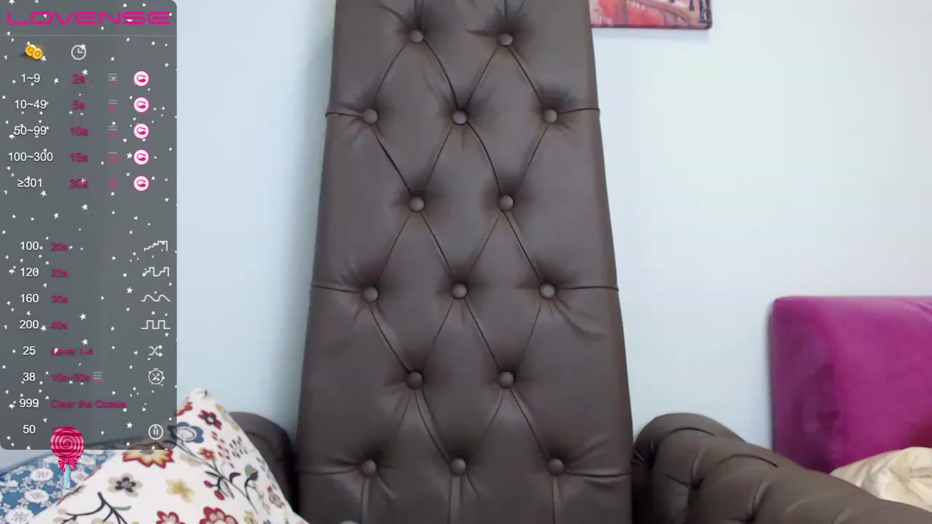 Gallery image thumbnail from Nicole_Kramm's myfreecams stream on, 04/17/2023, 10:41 image 19 of 20