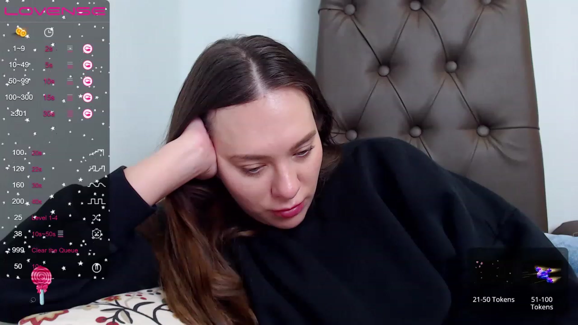Gallery image thumbnail from Nicole_Kramm's myfreecams stream on, 04/17/2023, 10:41 image 6 of 20