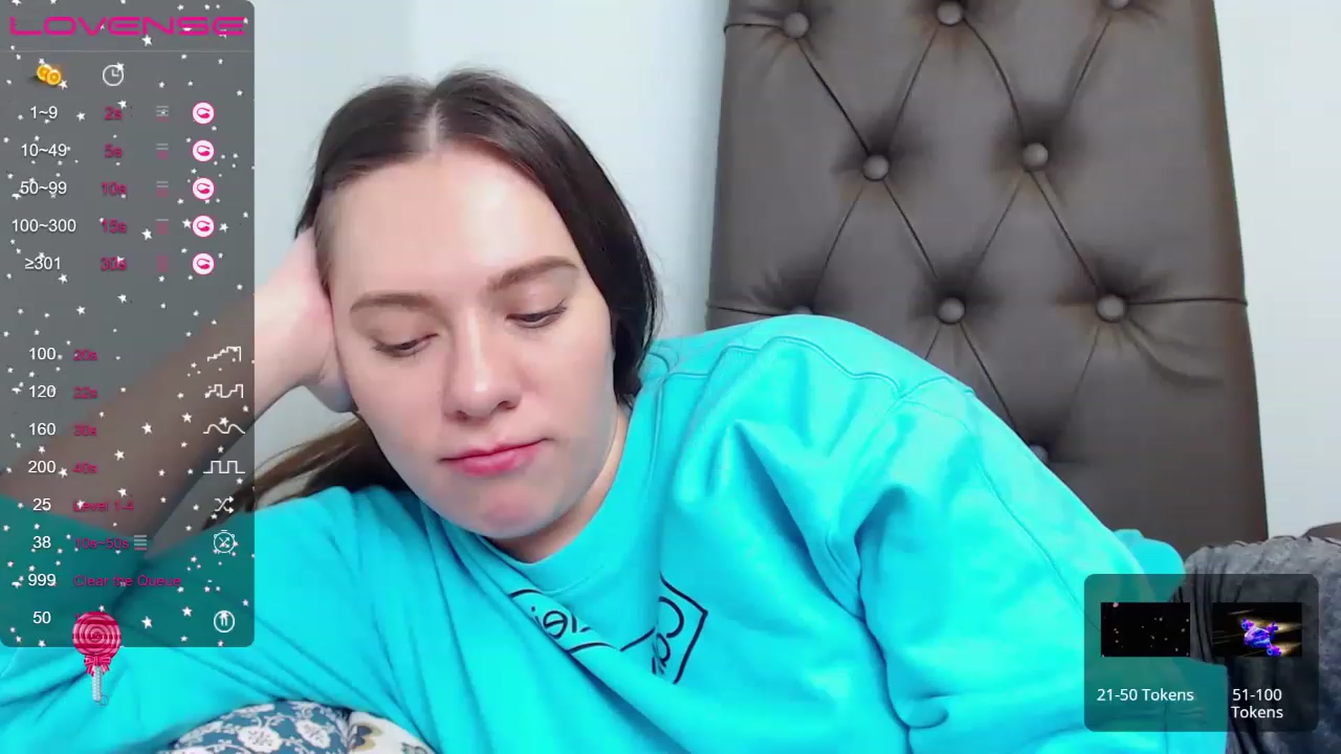 Gallery image thumbnail from Nicole_Kramm's myfreecams stream on, 04/19/2023, 11:21 image 3 of 20