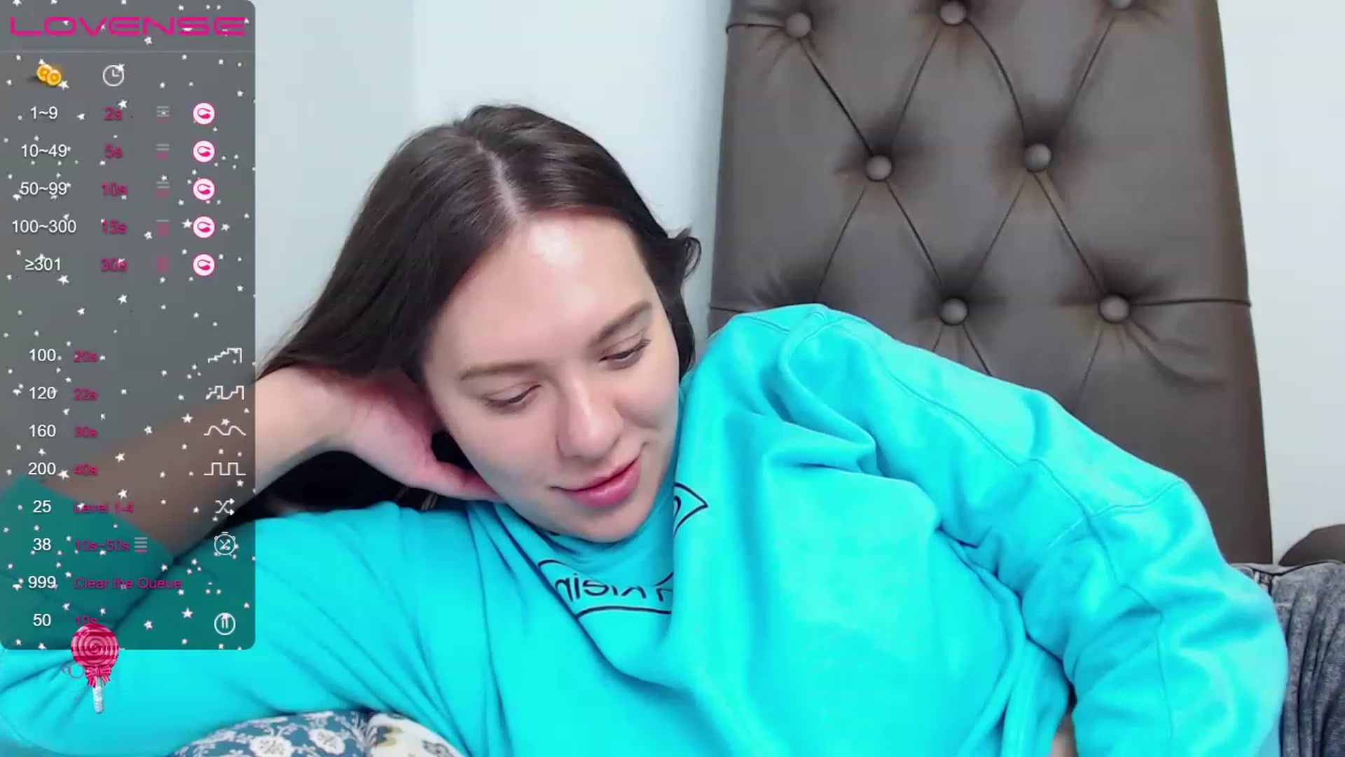 Gallery image thumbnail from Nicole_Kramm's myfreecams stream on, 04/19/2023, 11:21 image 6 of 20
