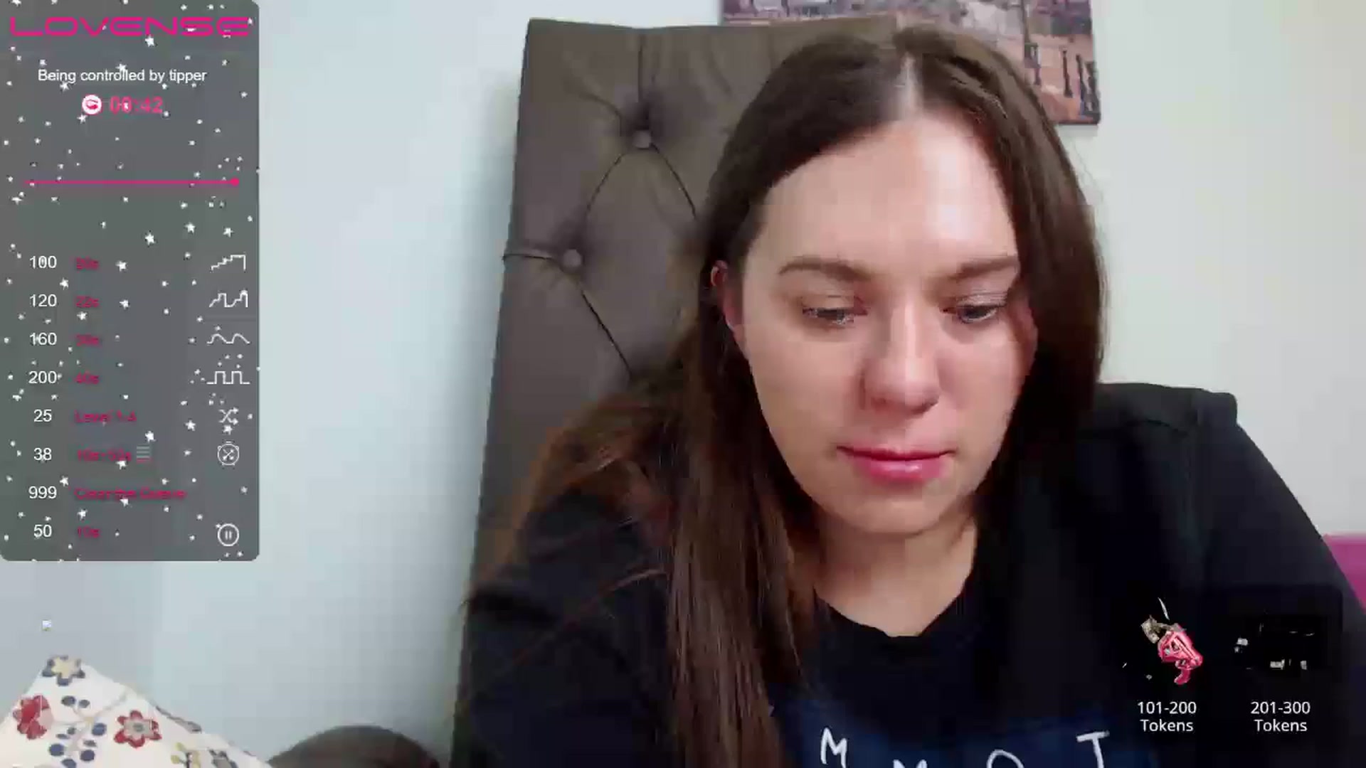 Gallery image thumbnail from Nicole_Kramm's myfreecams stream on, 04/21/2023, 12:21 image 8 of 20