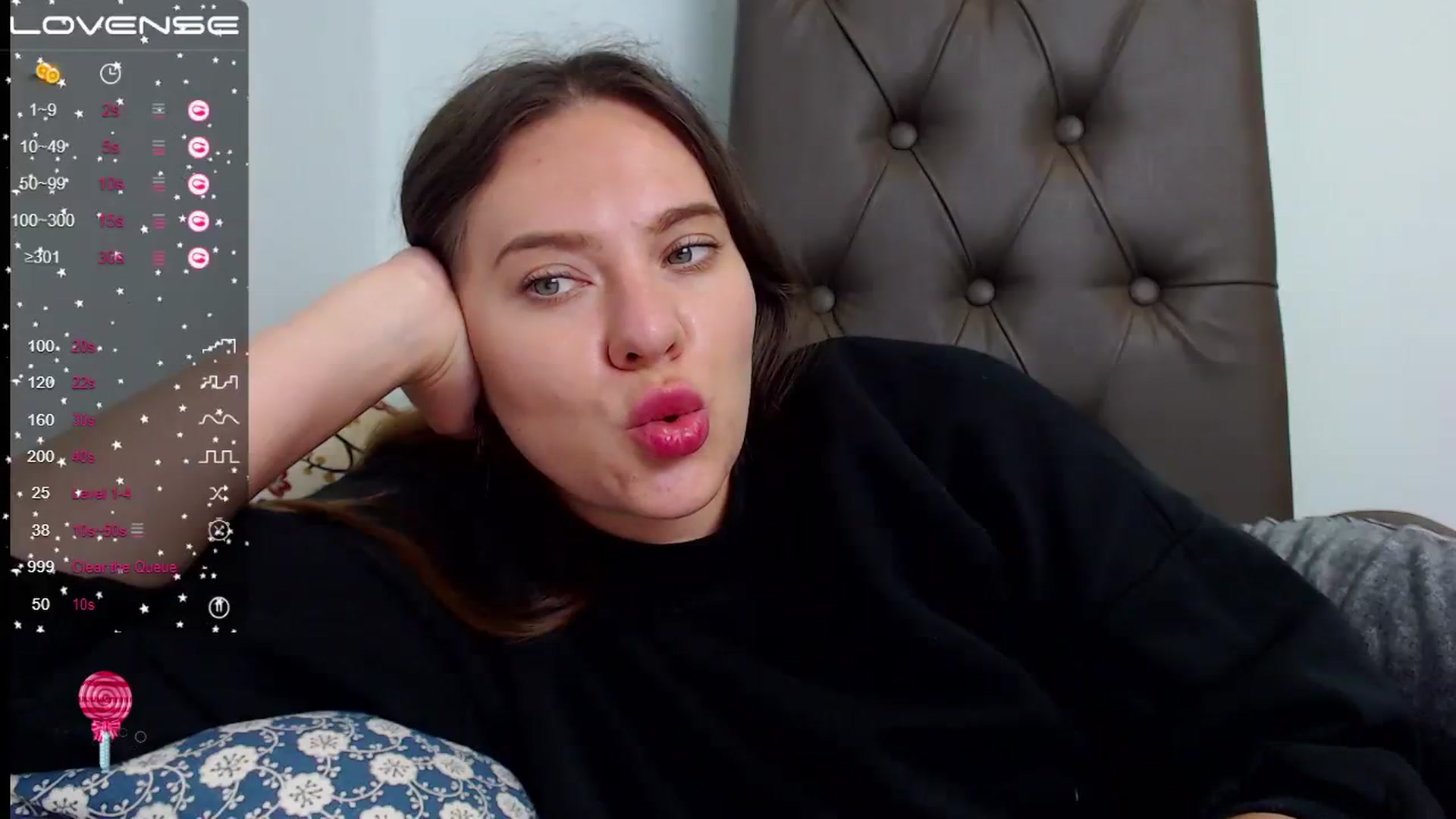 Gallery image thumbnail from Nicole_Kramm's myfreecams stream on, 08/13/2023, 12:23 image 8 of 20