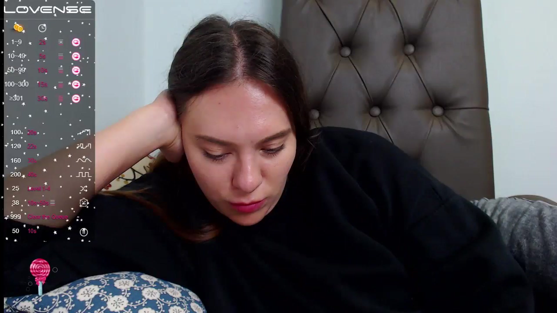Gallery image thumbnail from Nicole_Kramm's myfreecams stream on, 08/13/2023, 12:23 image 7 of 20