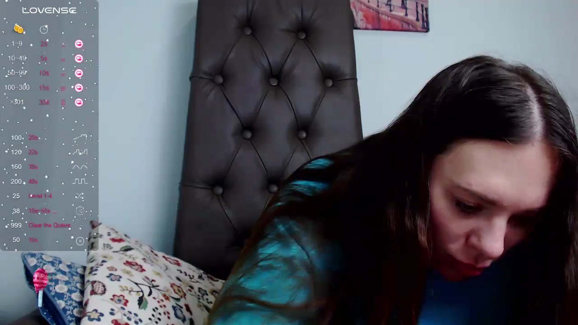 Gallery image thumbnail from Nicole_Kramm's myfreecams stream on, 12/17/2023, 11:36 image 3 of 20