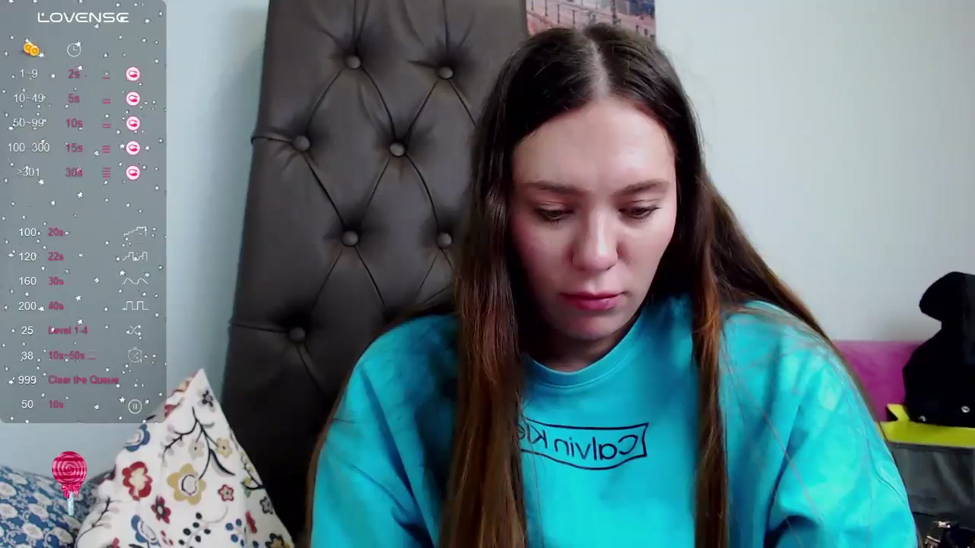 Gallery image thumbnail from Nicole_Kramm's myfreecams stream on, 12/17/2023, 14:07 image 12 of 20