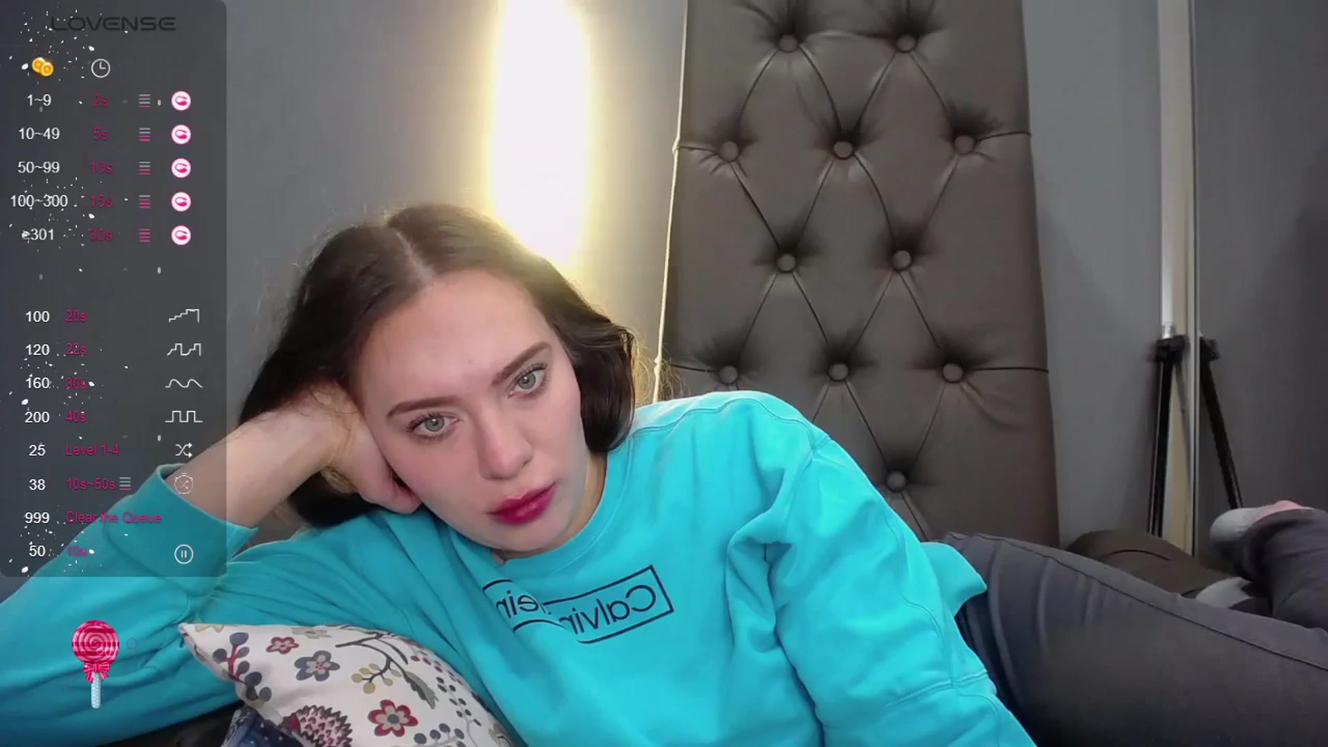 Gallery image thumbnail from Nicole_Kramm's myfreecams stream on, 02/08/2024, 10:33 image 11 of 20