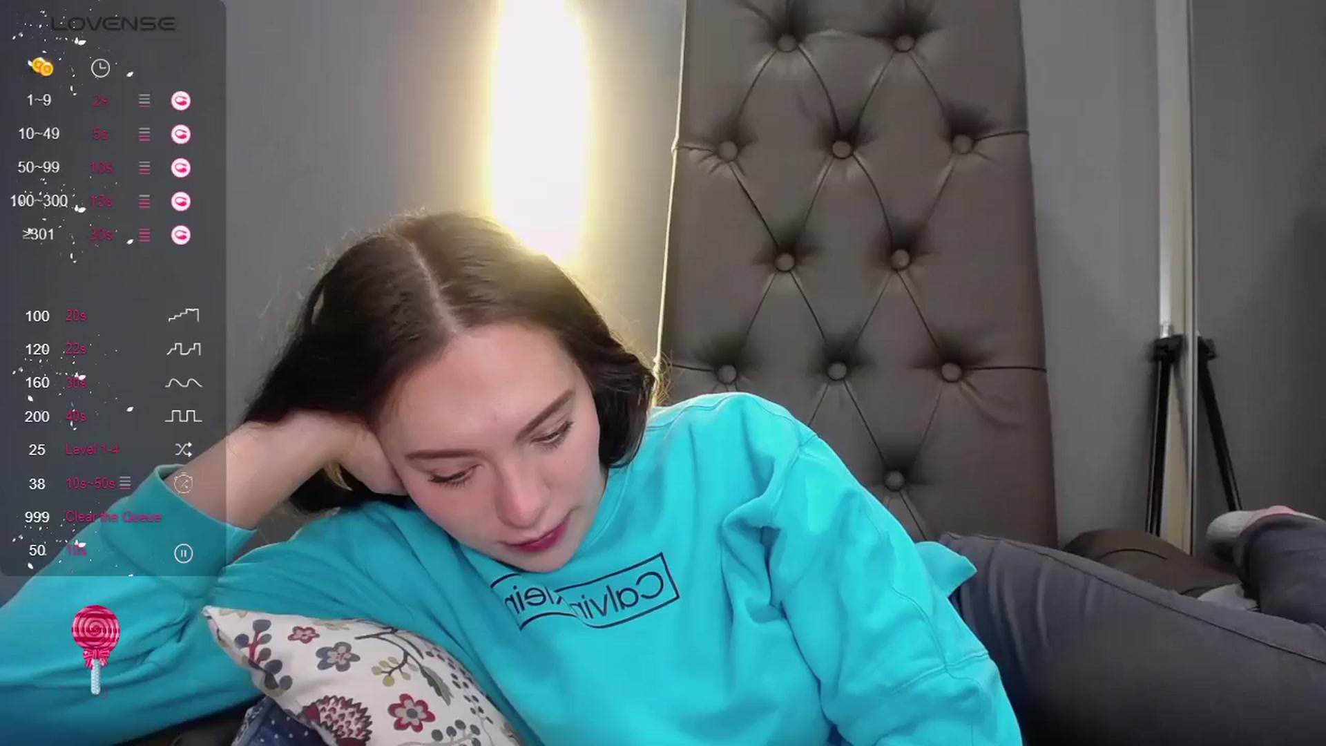 Gallery image thumbnail from Nicole_Kramm's myfreecams stream on, 02/08/2024, 10:33 image 19 of 20