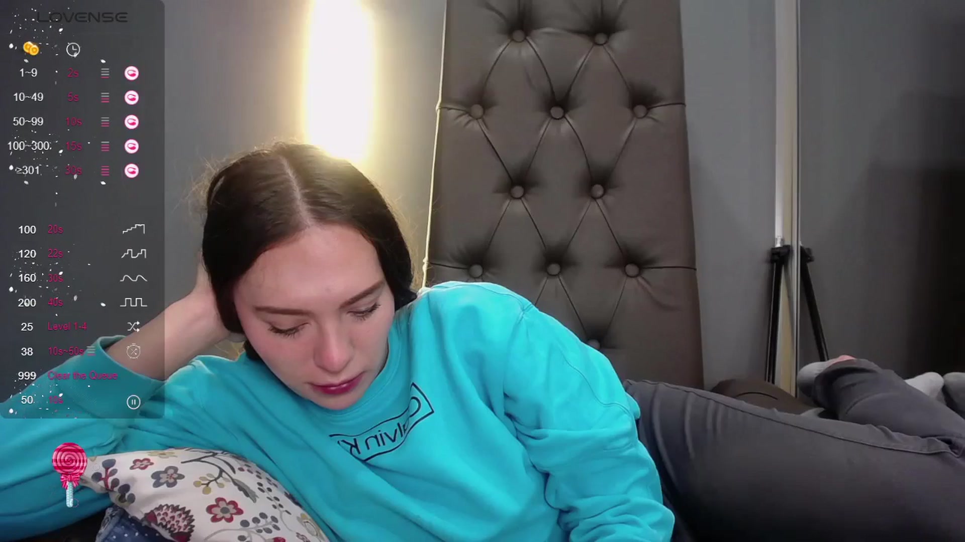 Gallery image thumbnail from Nicole_Kramm's myfreecams stream on, 02/08/2024, 10:33 image 2 of 20