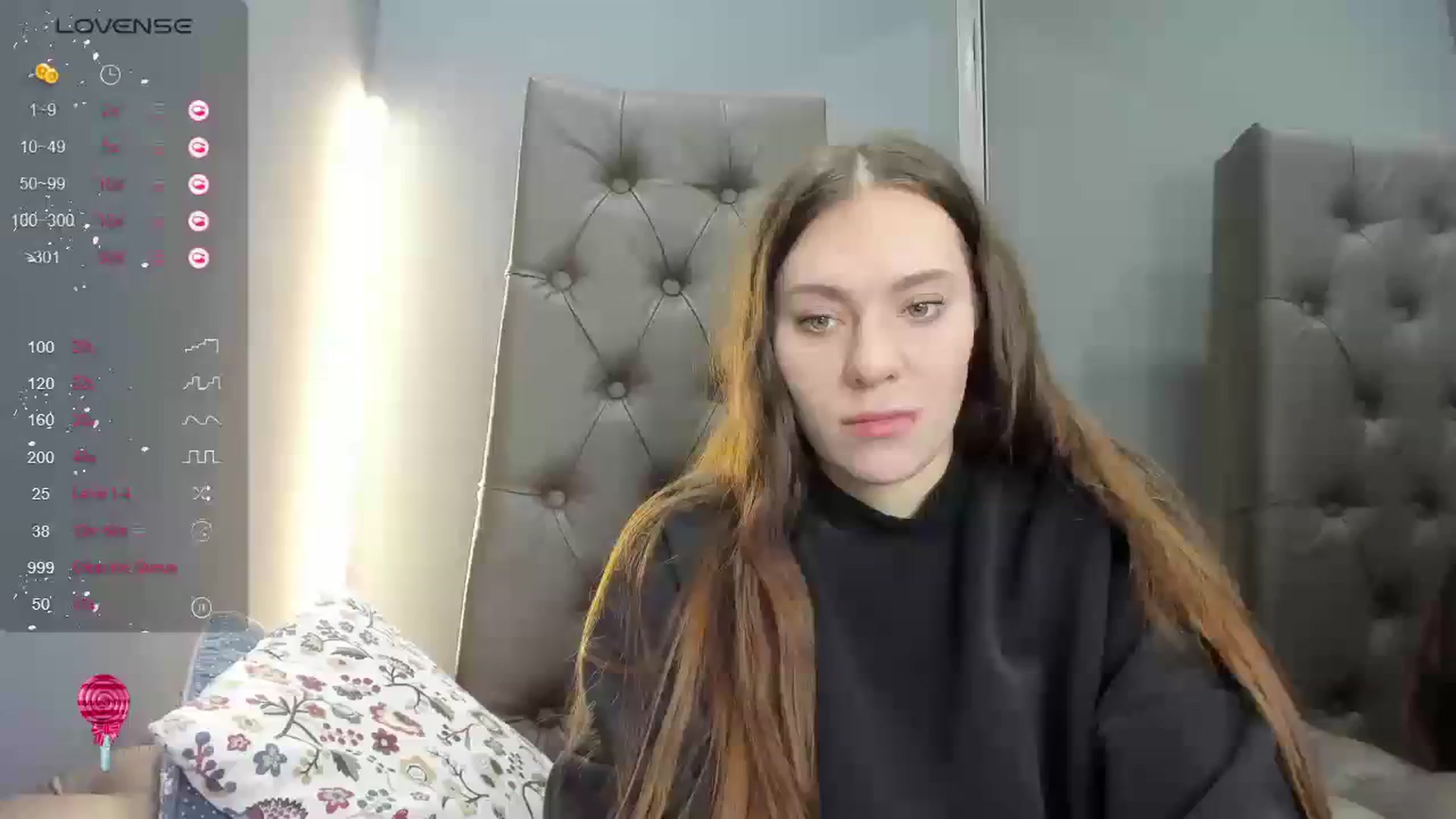 Gallery image thumbnail from Nicole_Kramm's myfreecams stream on, 02/20/2024, 11:30 image 17 of 20