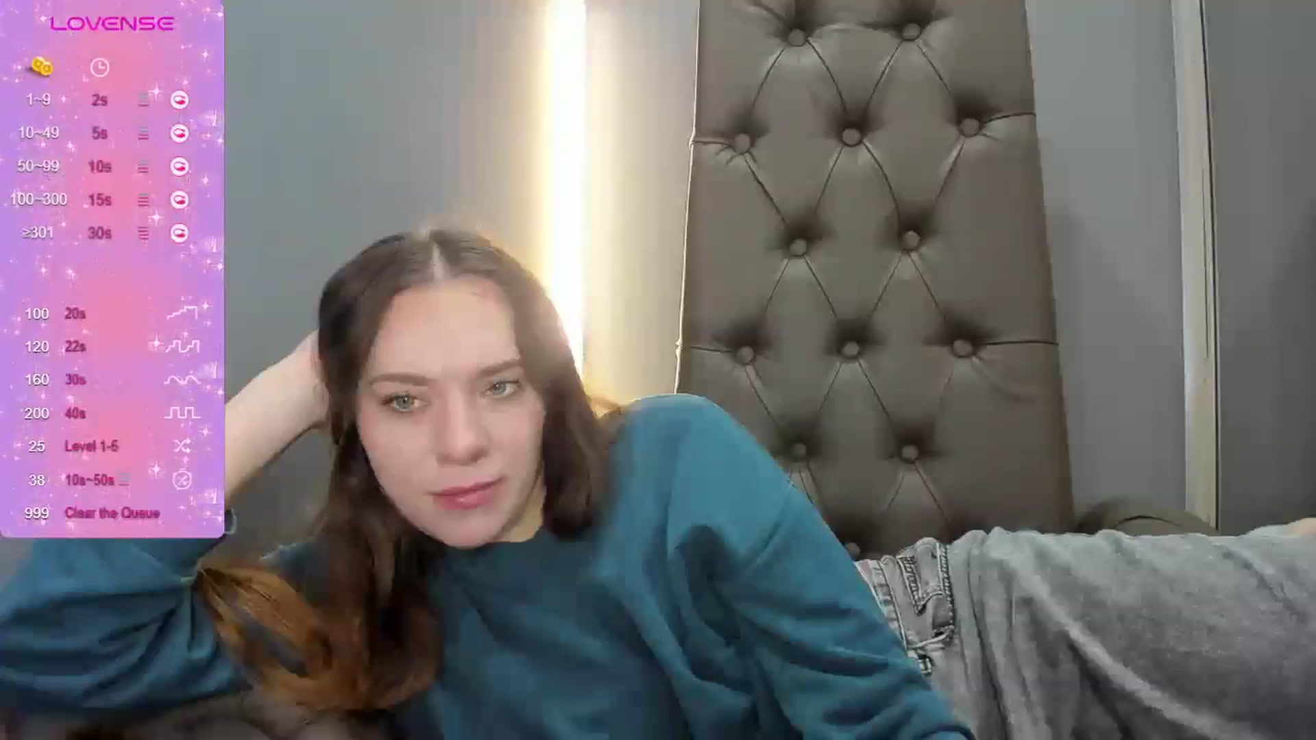 Gallery image thumbnail from Nicole_Kramm's myfreecams stream on, 03/28/2024, 10:46 image 4 of 20