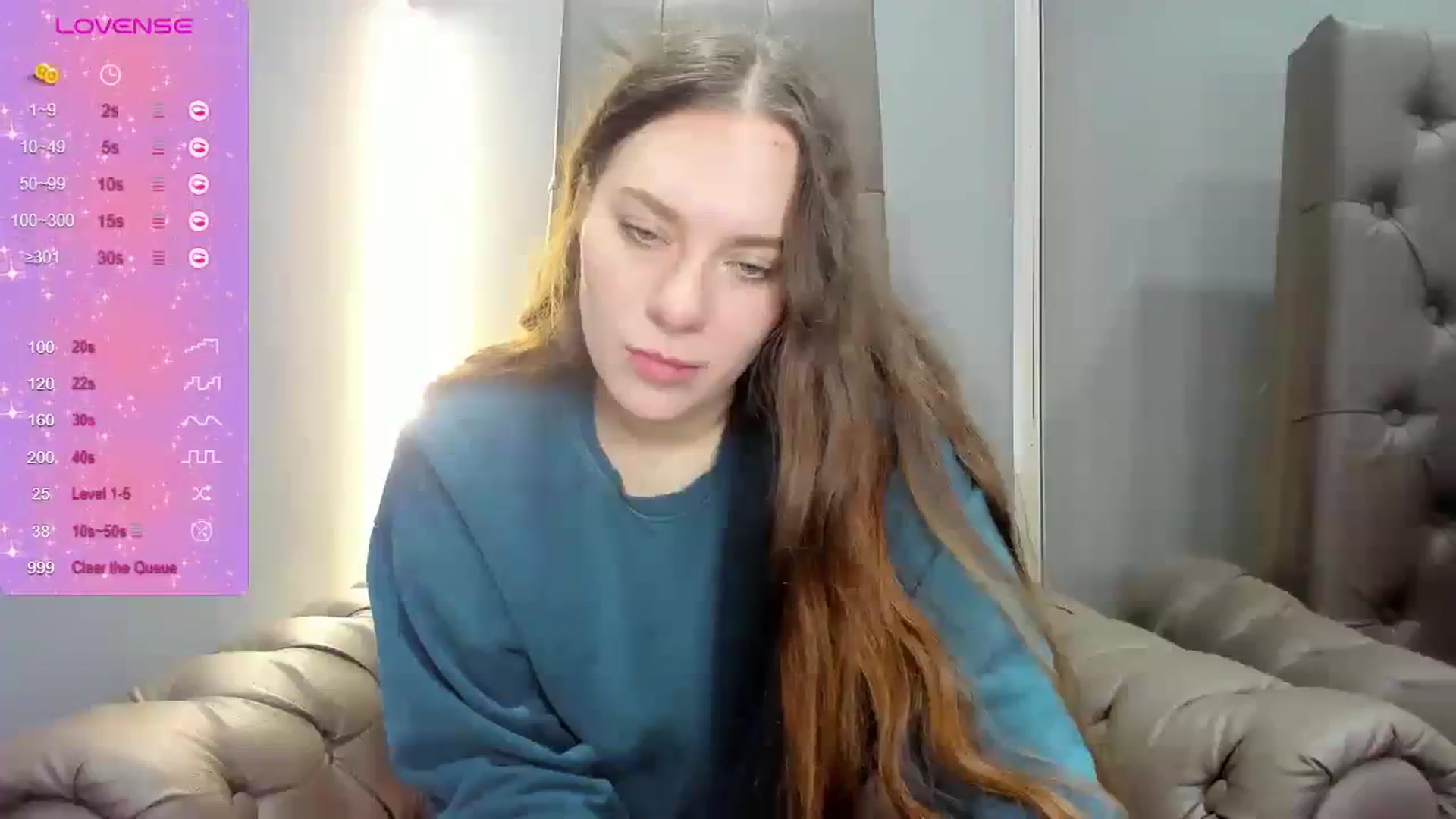 Gallery image thumbnail from Nicole_Kramm's myfreecams stream on, 03/28/2024, 12:03 image 9 of 20