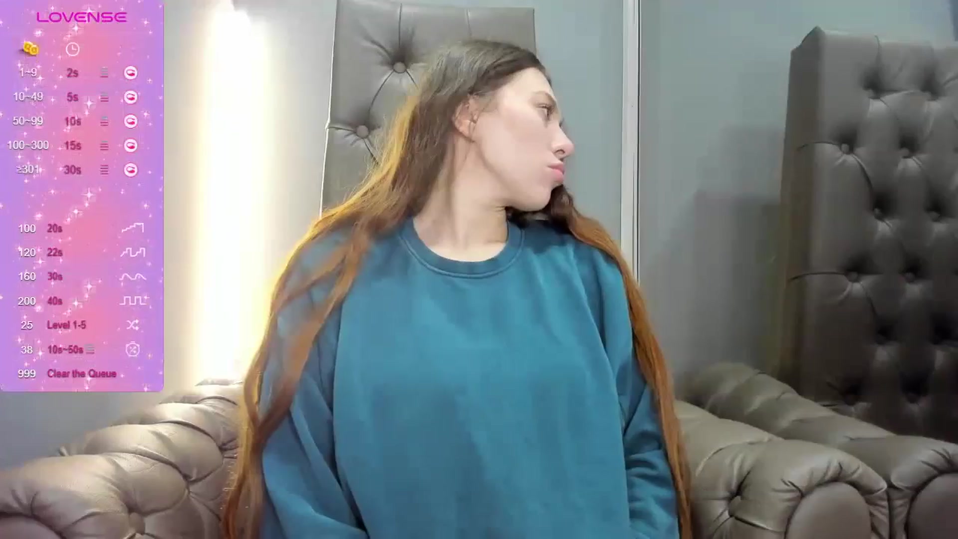 Gallery image thumbnail from Nicole_Kramm's myfreecams stream on, 03/28/2024, 12:03 image 11 of 20