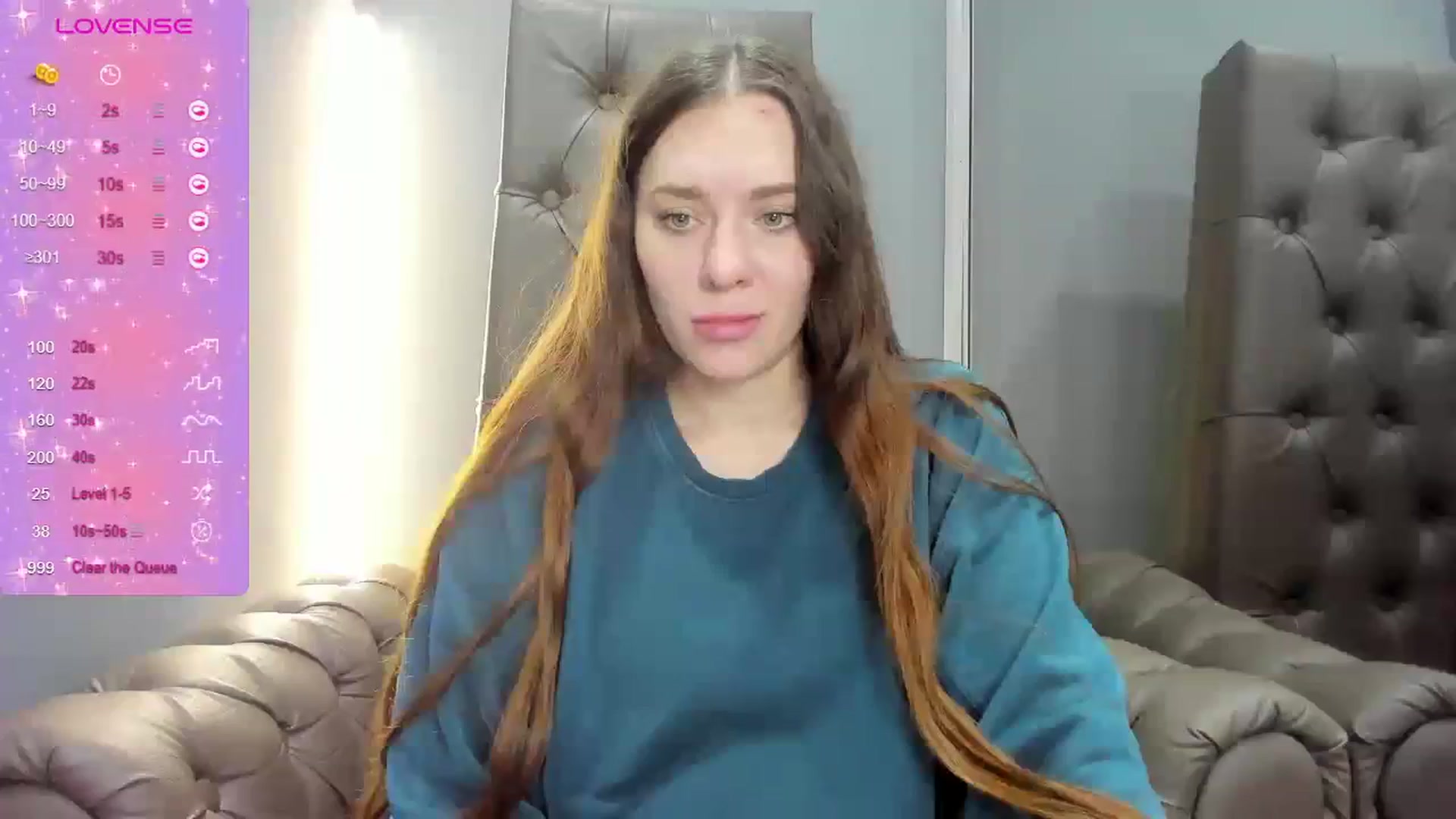 Gallery image thumbnail from Nicole_Kramm's myfreecams stream on, 03/28/2024, 12:03 image 19 of 20