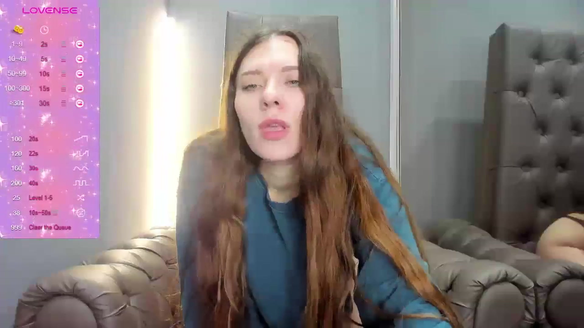 Gallery image thumbnail from Nicole_Kramm's myfreecams stream on, 03/28/2024, 12:03 image 6 of 20