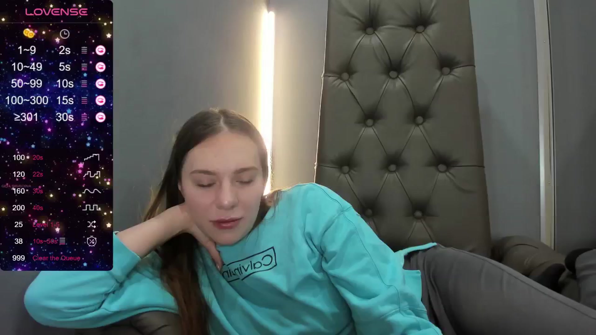 Gallery image thumbnail from Nicole_Kramm's myfreecams stream on, 04/29/2024, 10:00 image 14 of 20